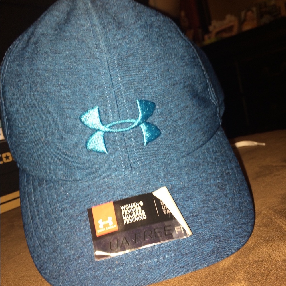 Under Armour UA Renegade Twist Cap OSFA True Ink